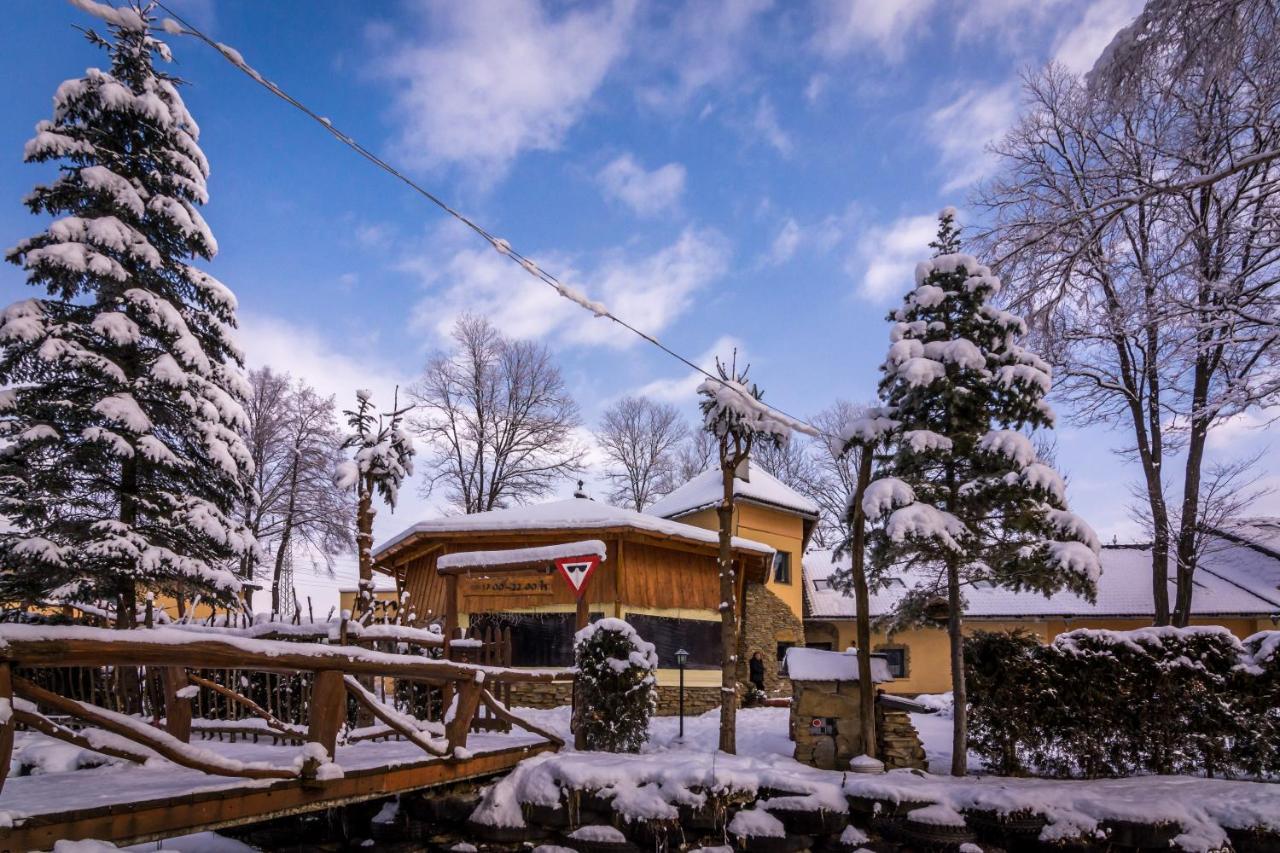 Penzion Za Mlynom Liptovská Teplá Exterior foto